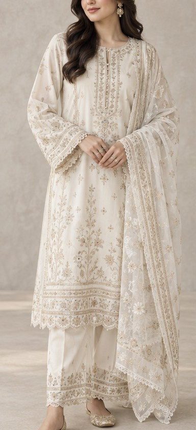 Noor in ivory